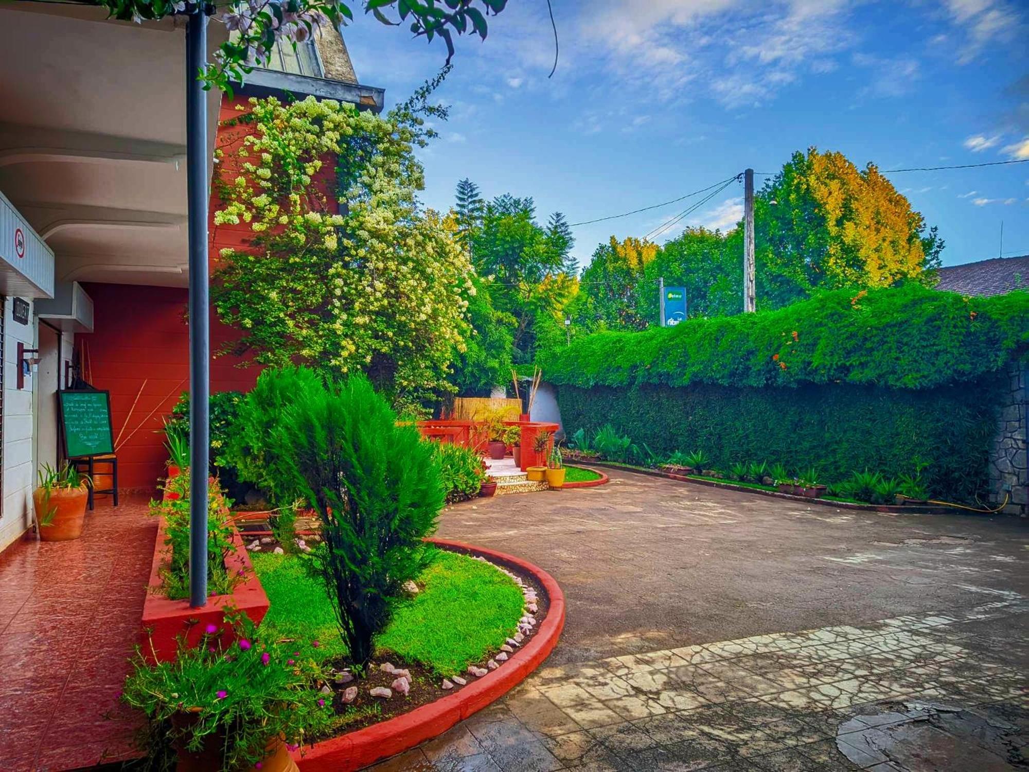 L'Anis Etoile - Hotel Restaurant Antsirabe Zewnętrze zdjęcie